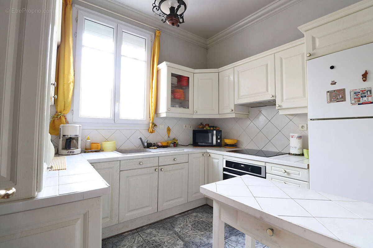 Maison à SAINT-MAUR-DES-FOSSES