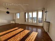 Appartement à LE PERREUX-SUR-MARNE