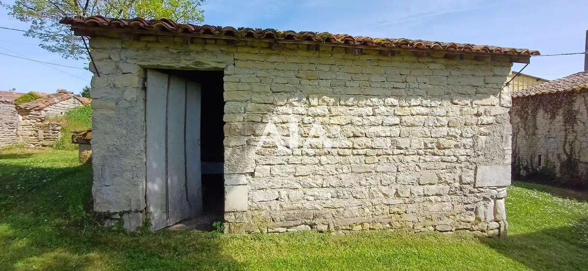 Maison à BRETTES
