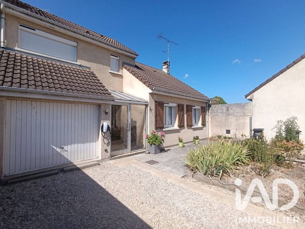 Photo 1 - Maison à OIRY