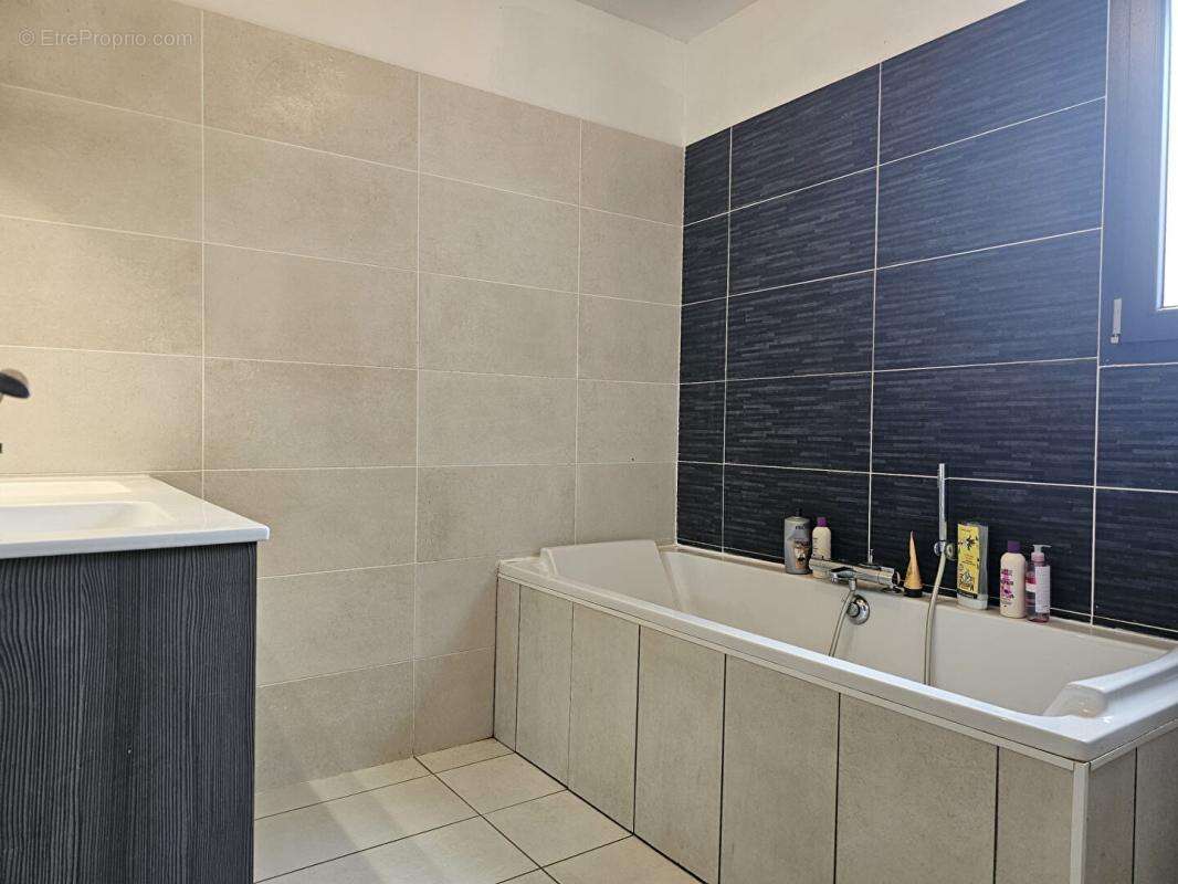 Maison à IDAUX-MENDY