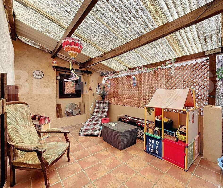 1000003635 - Maison à BRIGNOLES