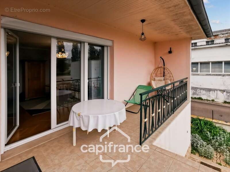 Maison à VERDUN-SUR-LE-DOUBS