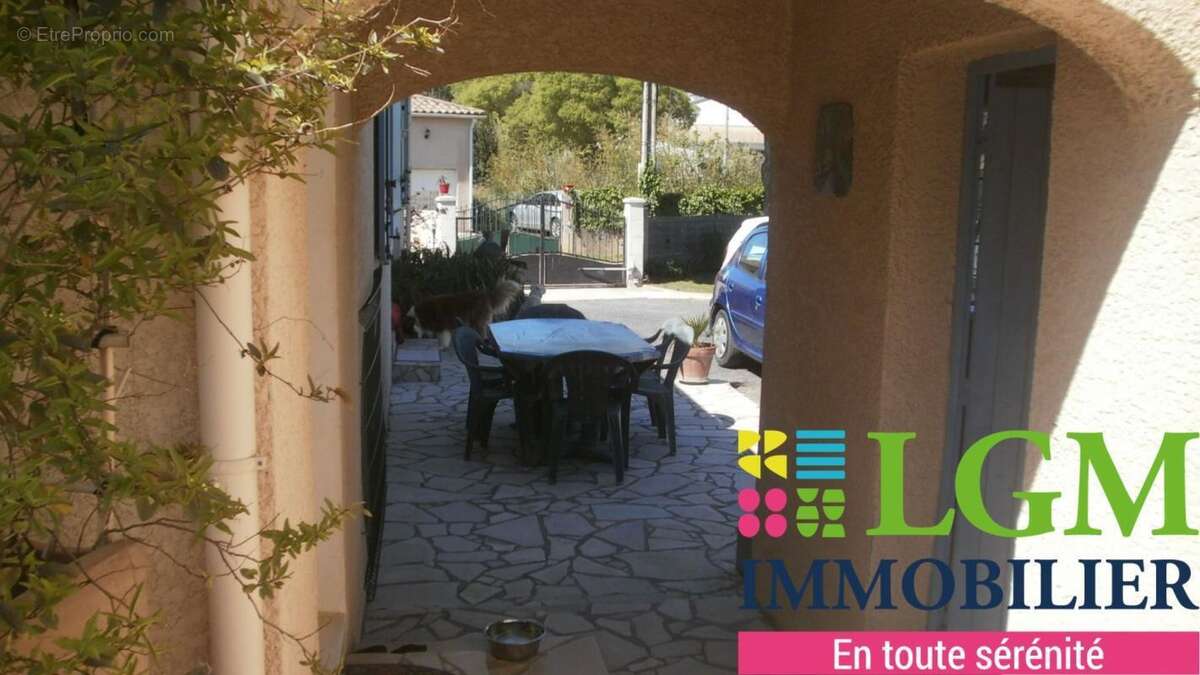 Maison à COURSAN