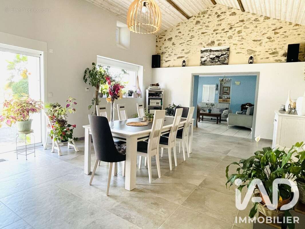 Maison 140 m² à Clere-Sur-Layon  - photo 9
