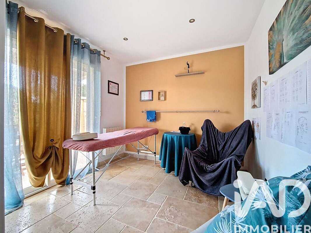 Photo 8 - Maison à PAULHAN