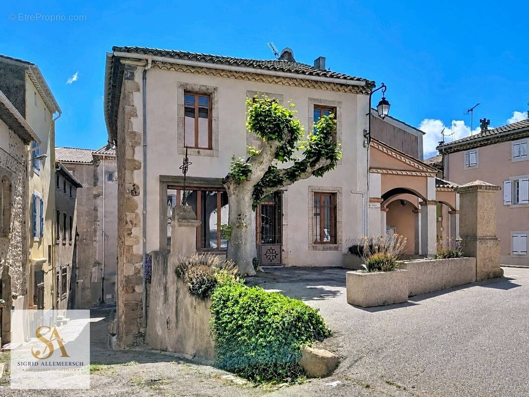 Maison à BOUTENAC