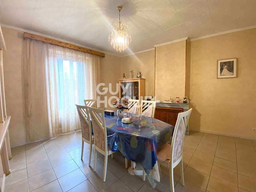 Appartement à GIVORS