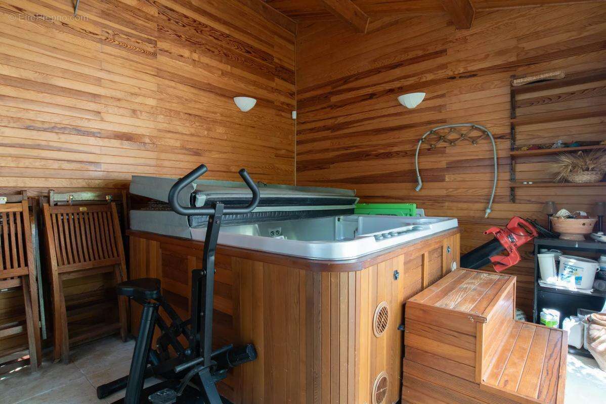 Maison à PLAN-D'AUPS-SAINTE-BAUME