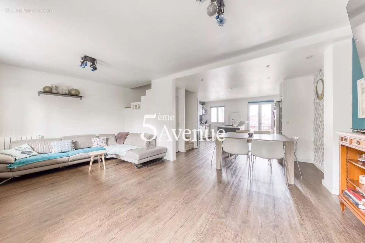 Maison à ROSNY-SOUS-BOIS