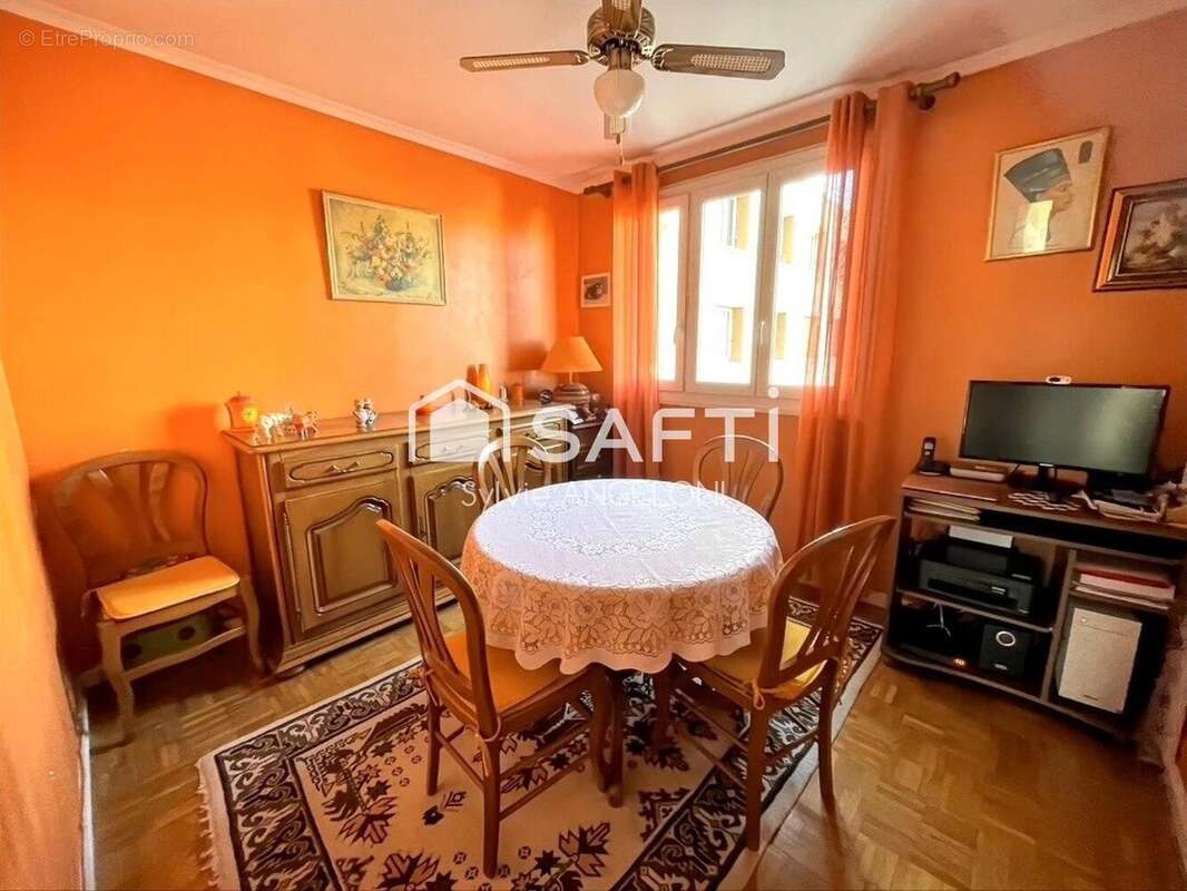 Photo 5 - Appartement à VENISSIEUX