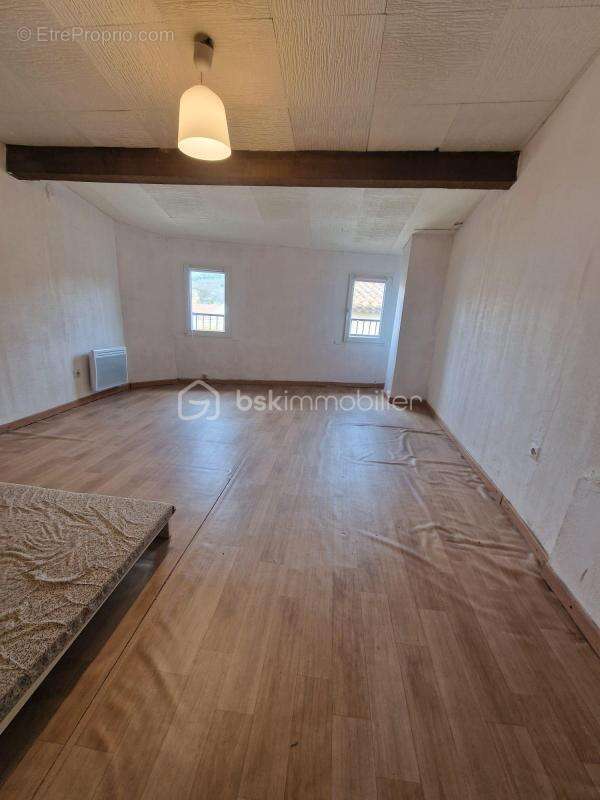 Maison à SAINT-JEAN-DE-BARROU