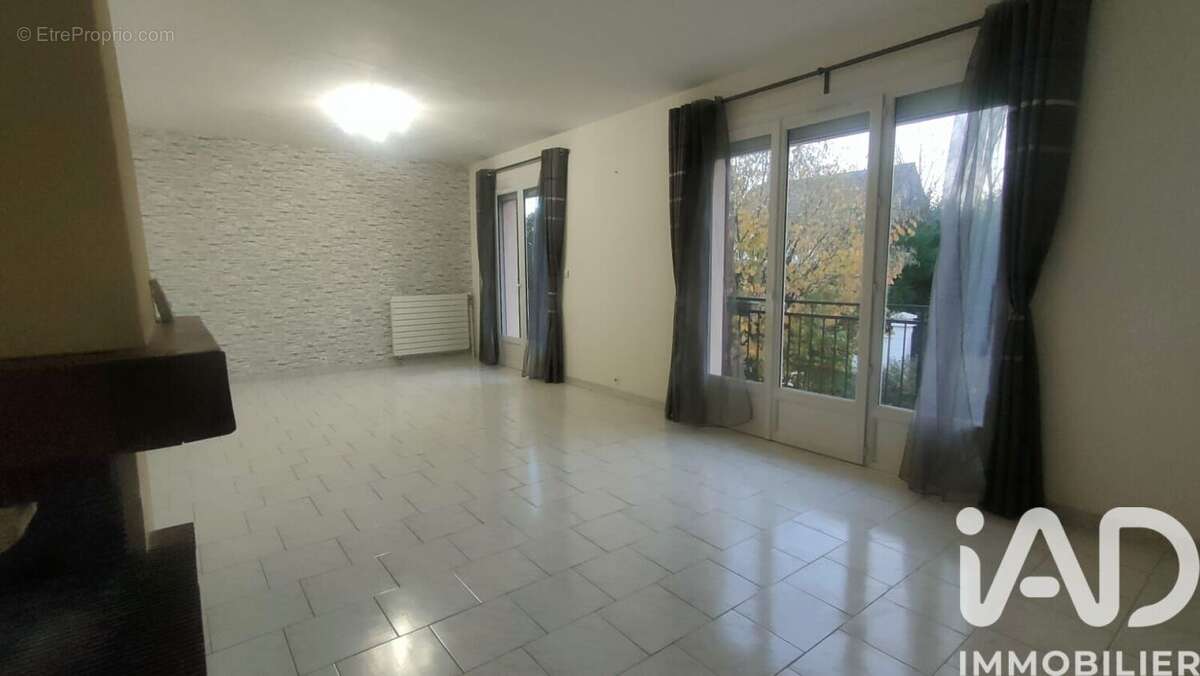 Photo 2 - Maison à VILLIERS-SUR-ORGE