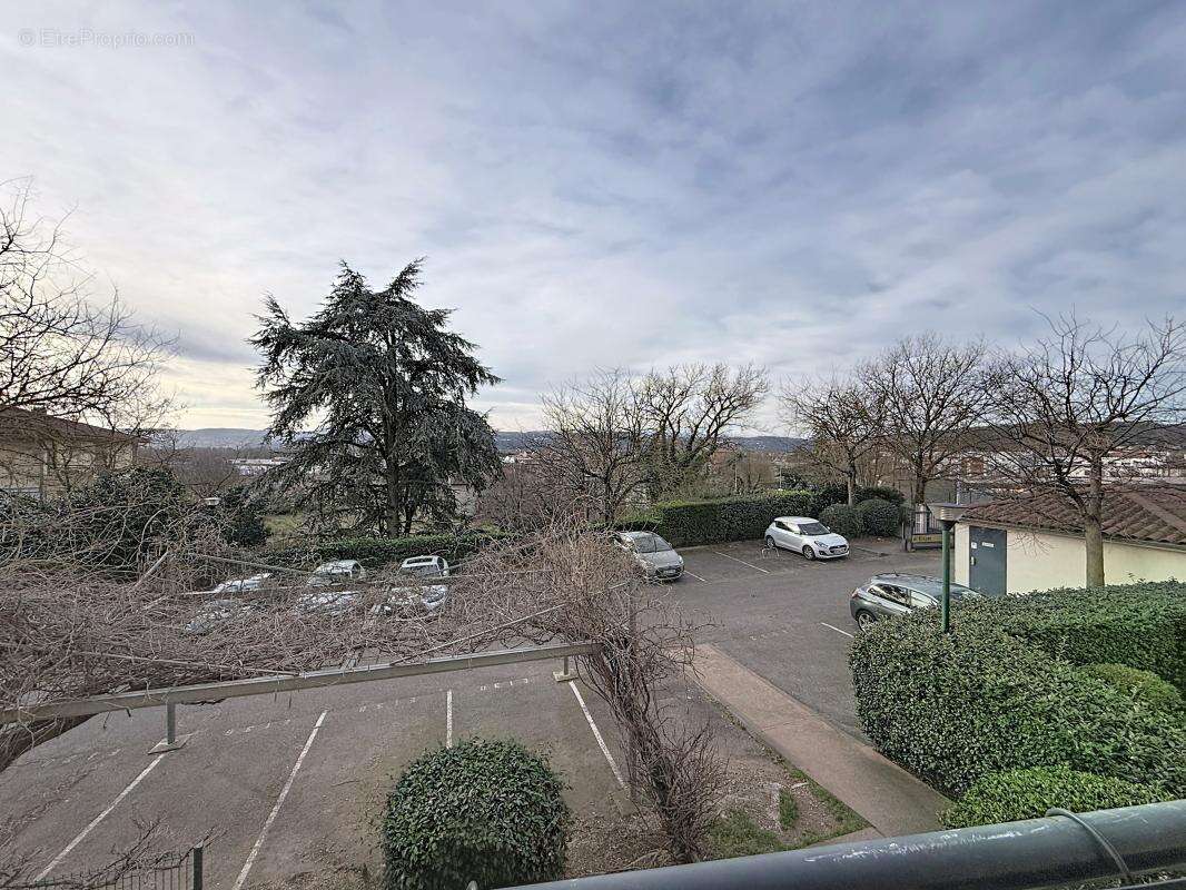 Appartement à GRIGNY