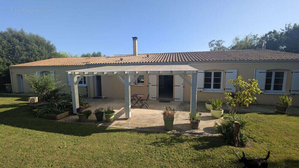 Photo 2 - Maison à COULON