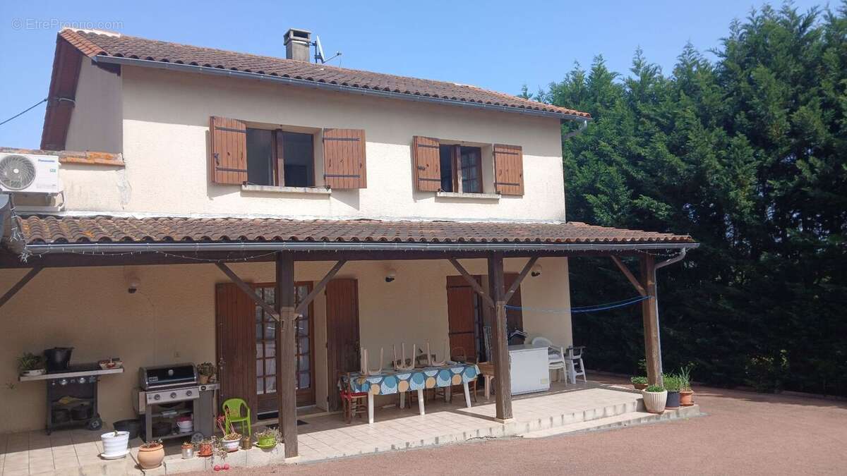 Maison à SERVANCHES
