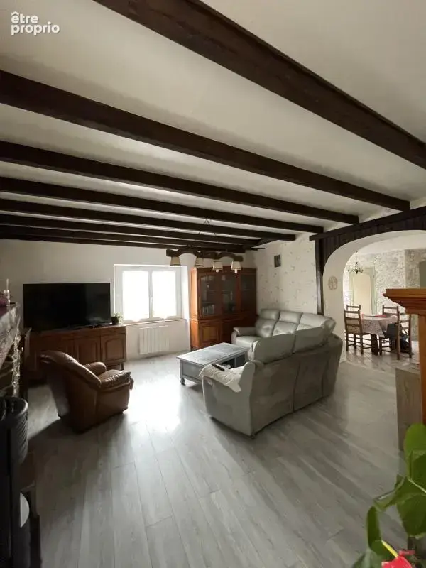 Ensemble immobilier 201 m2 maison avec gîte et garage/hangar - photo 5