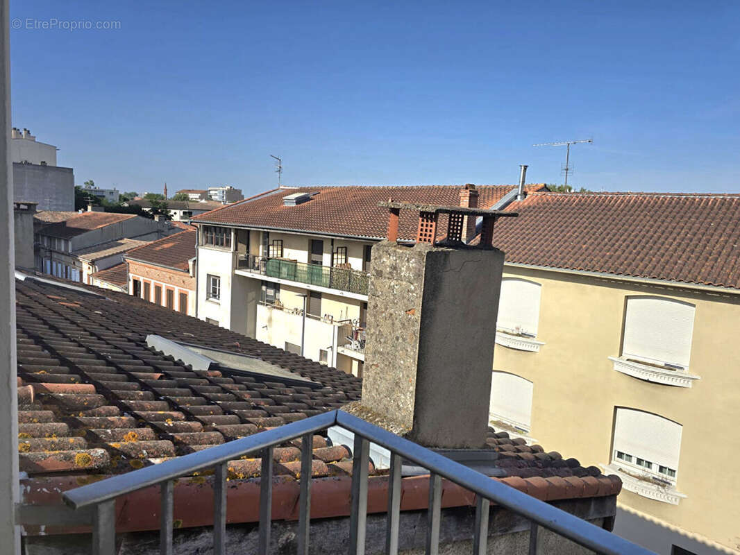 Toulouse Saint Michel, appartement T1 avec balcon cave et parking - photo 3