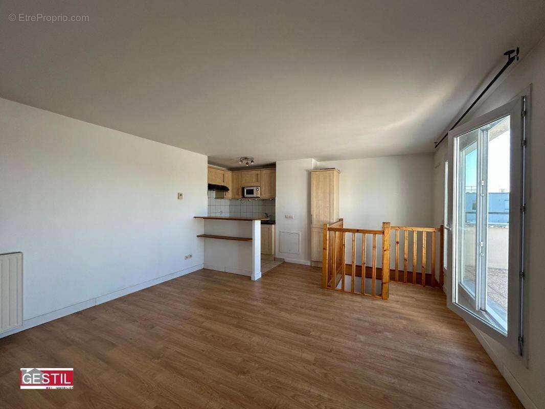 Appartement à SAINT-OUEN-L'AUMONE