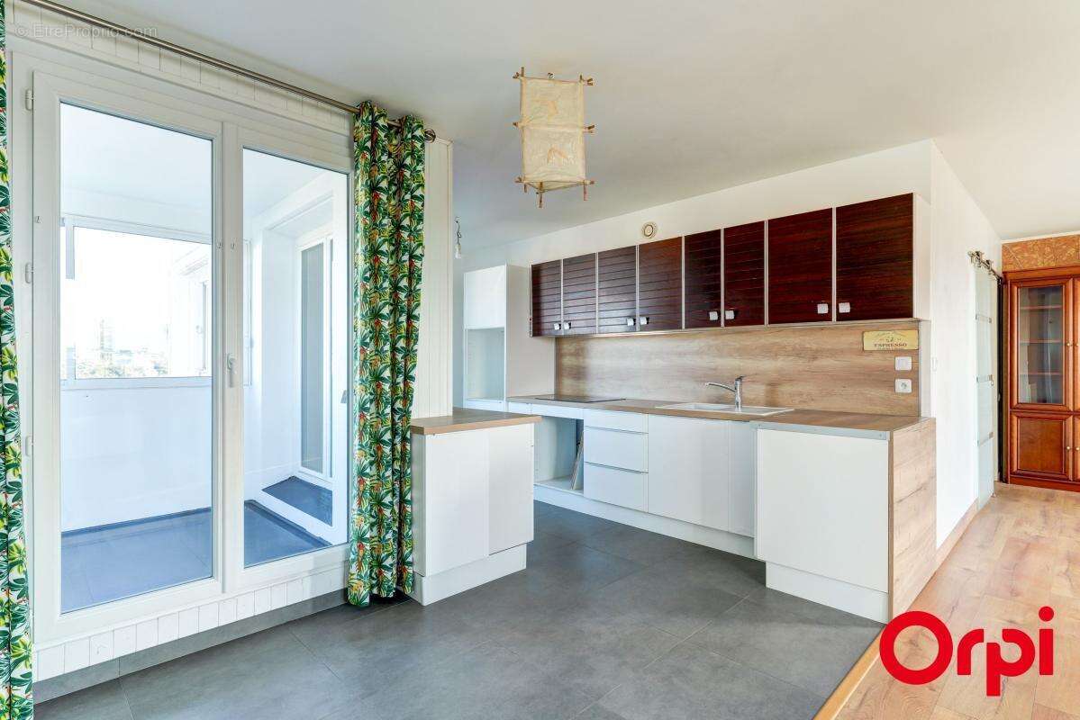 Appartement à VENISSIEUX