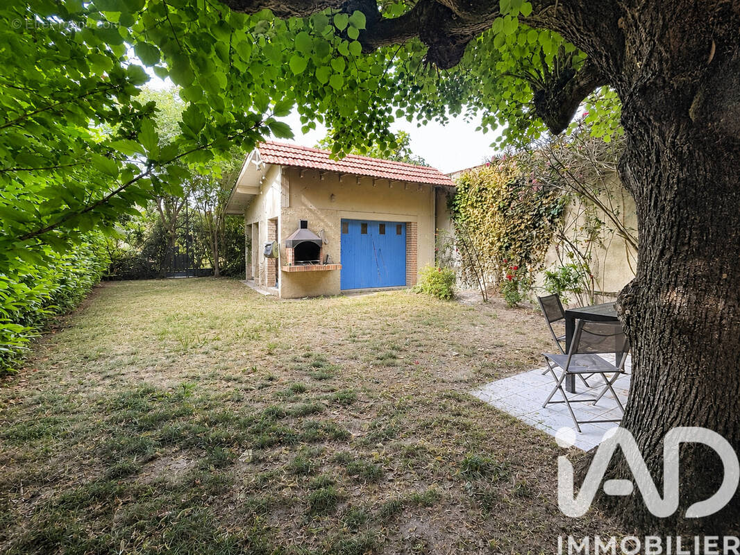 Photo 1 - Maison à CENON