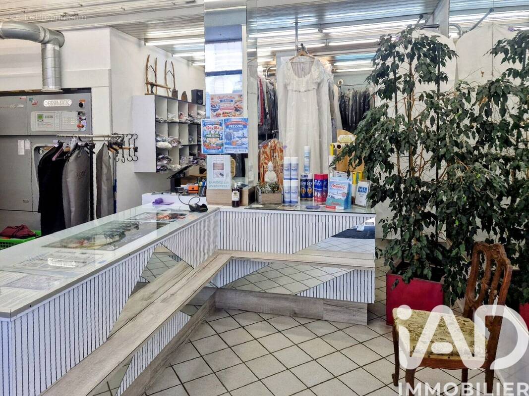 Photo 1 - Commerce à CHERBOURG-OCTEVILLE