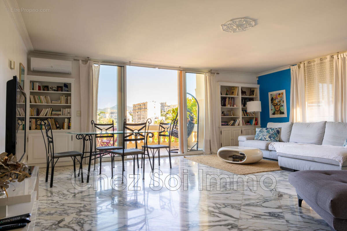 Appartement à NICE