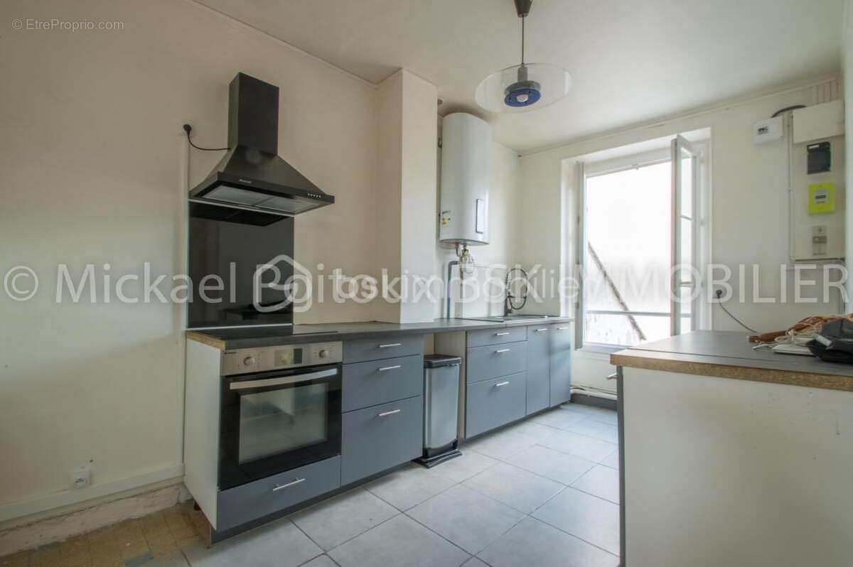 Appartement à LEUVILLE-SUR-ORGE