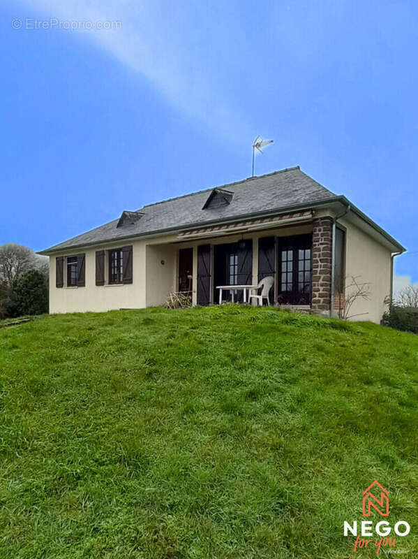 Maison à MORANNES