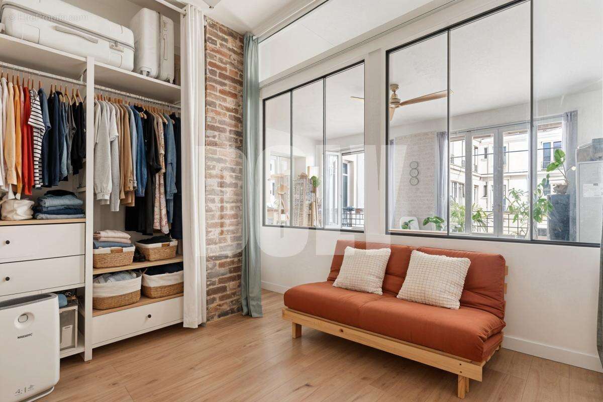 Appartement à PARIS-9E