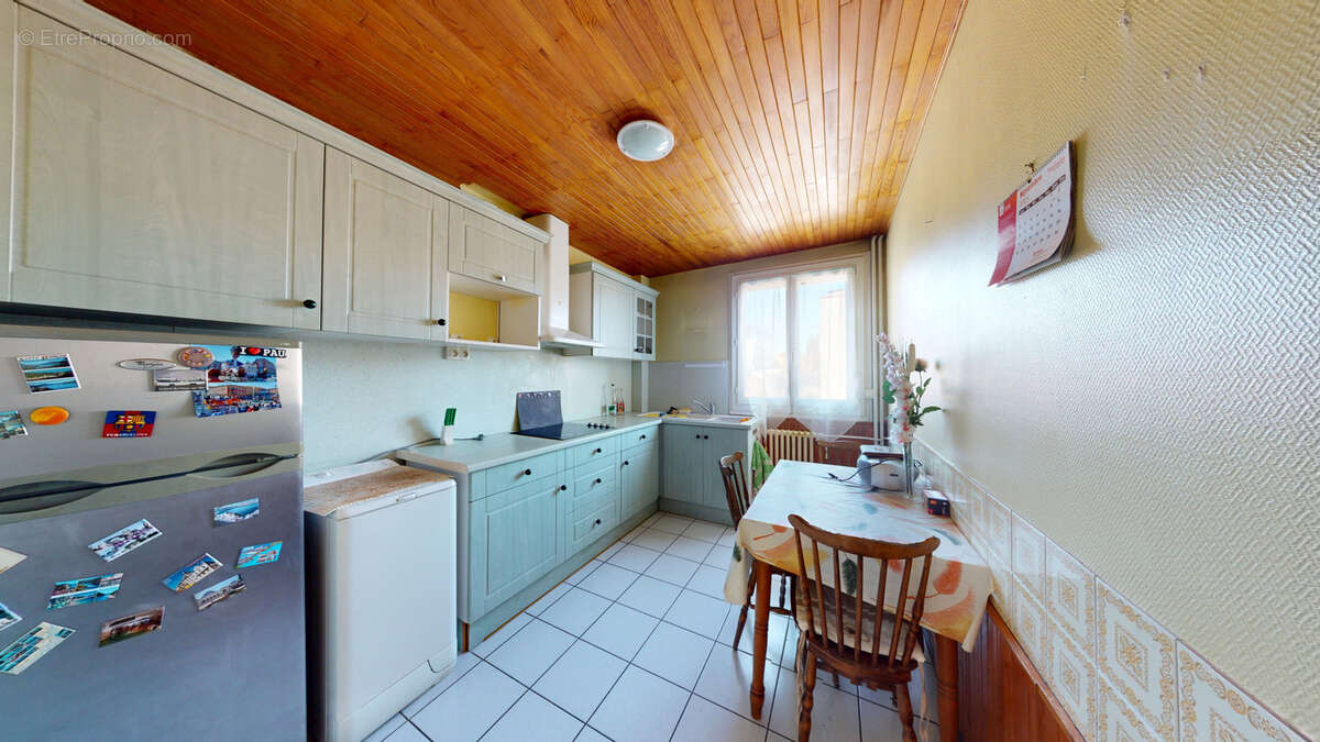 Appartement à SAINT-ETIENNE