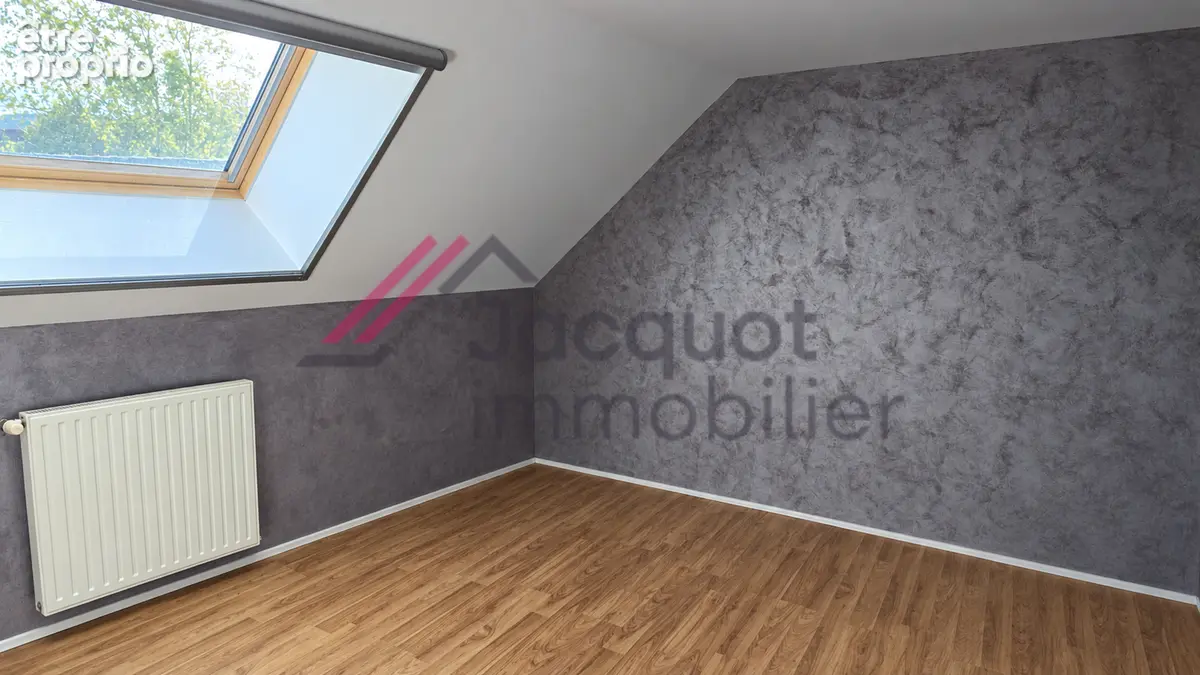 Maison 4 pièces 122 m² à vendre à Lons-Le-Saunier (39000) - photo 5