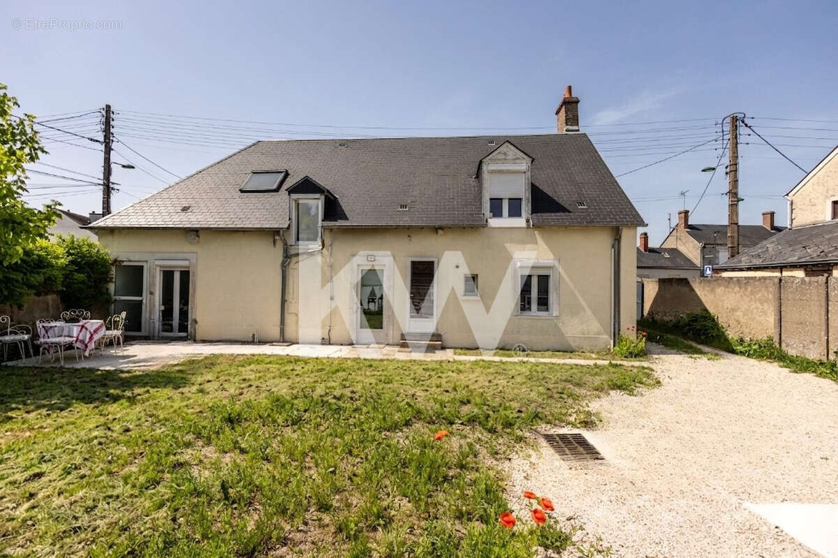 Maison 129 m² à Loury  - photo 2