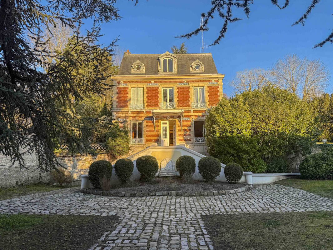 Maison à CHAUMONT-EN-VEXIN