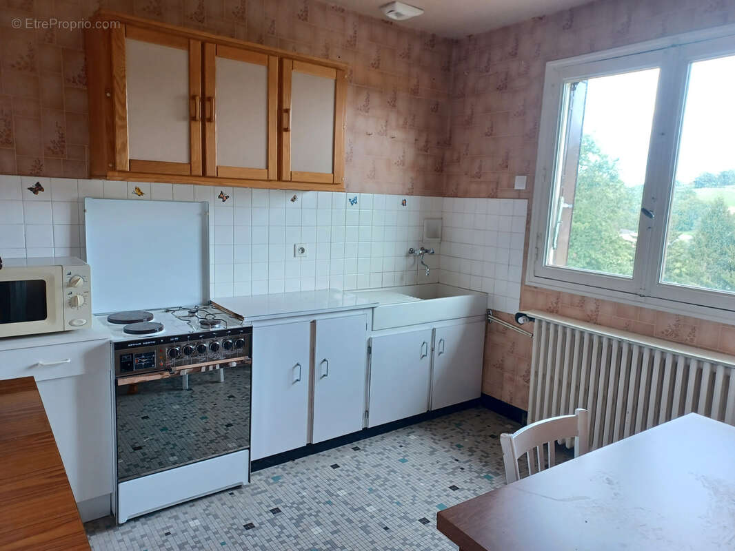 Maison à YDES