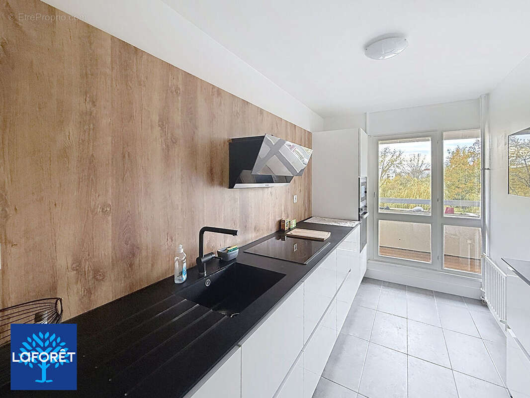 Appartement à ELANCOURT