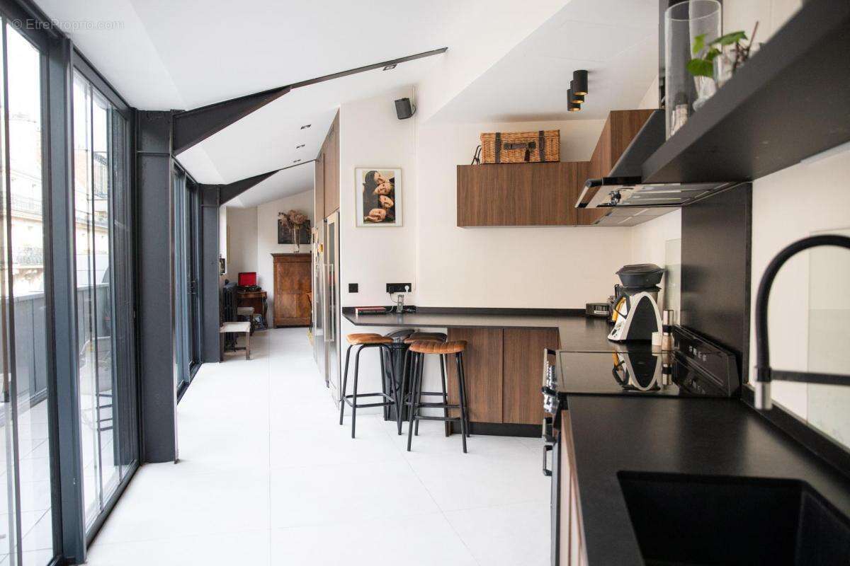 Maison à PARIS-17E