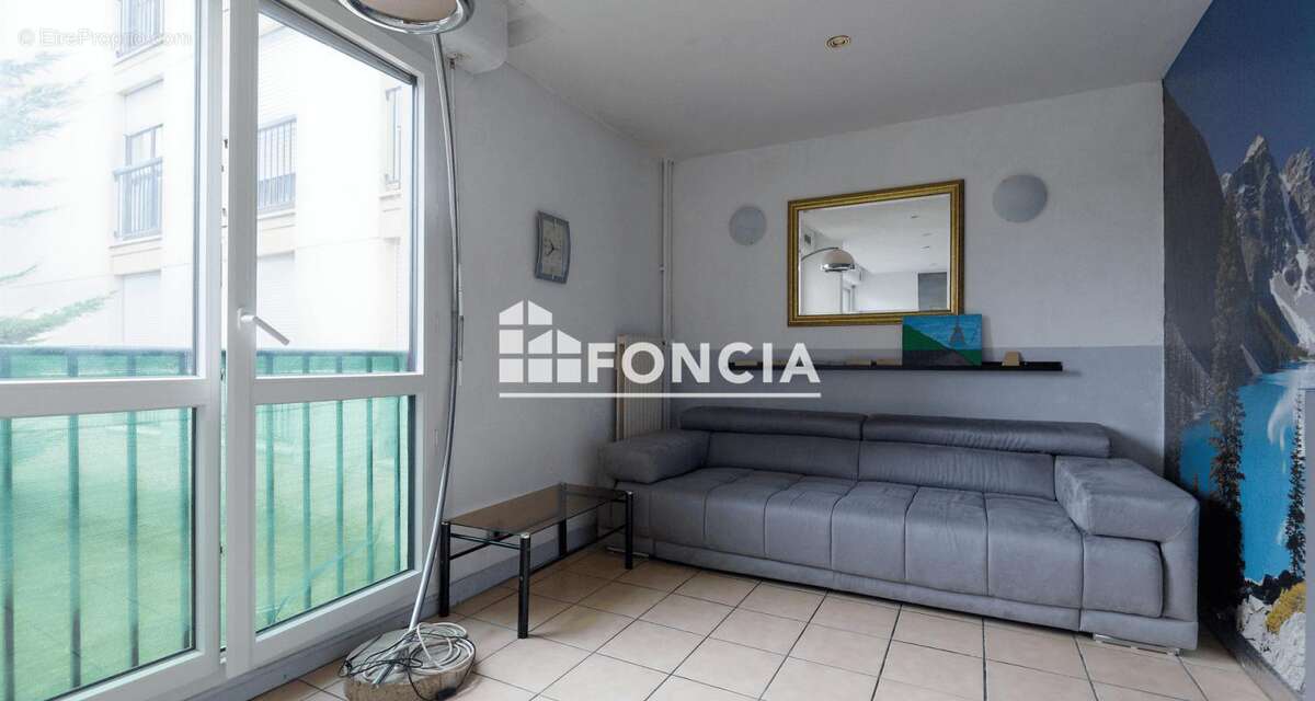 Appartement à RIS-ORANGIS