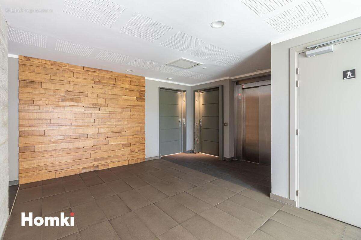 Appartement à MARSEILLE-8E