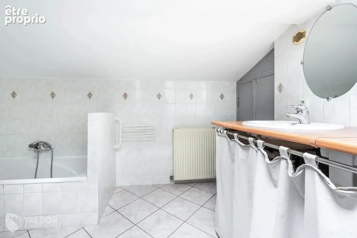 DARDILLY – Maison familiale de 135 m² sur 1000 m² de terrain - photo 16