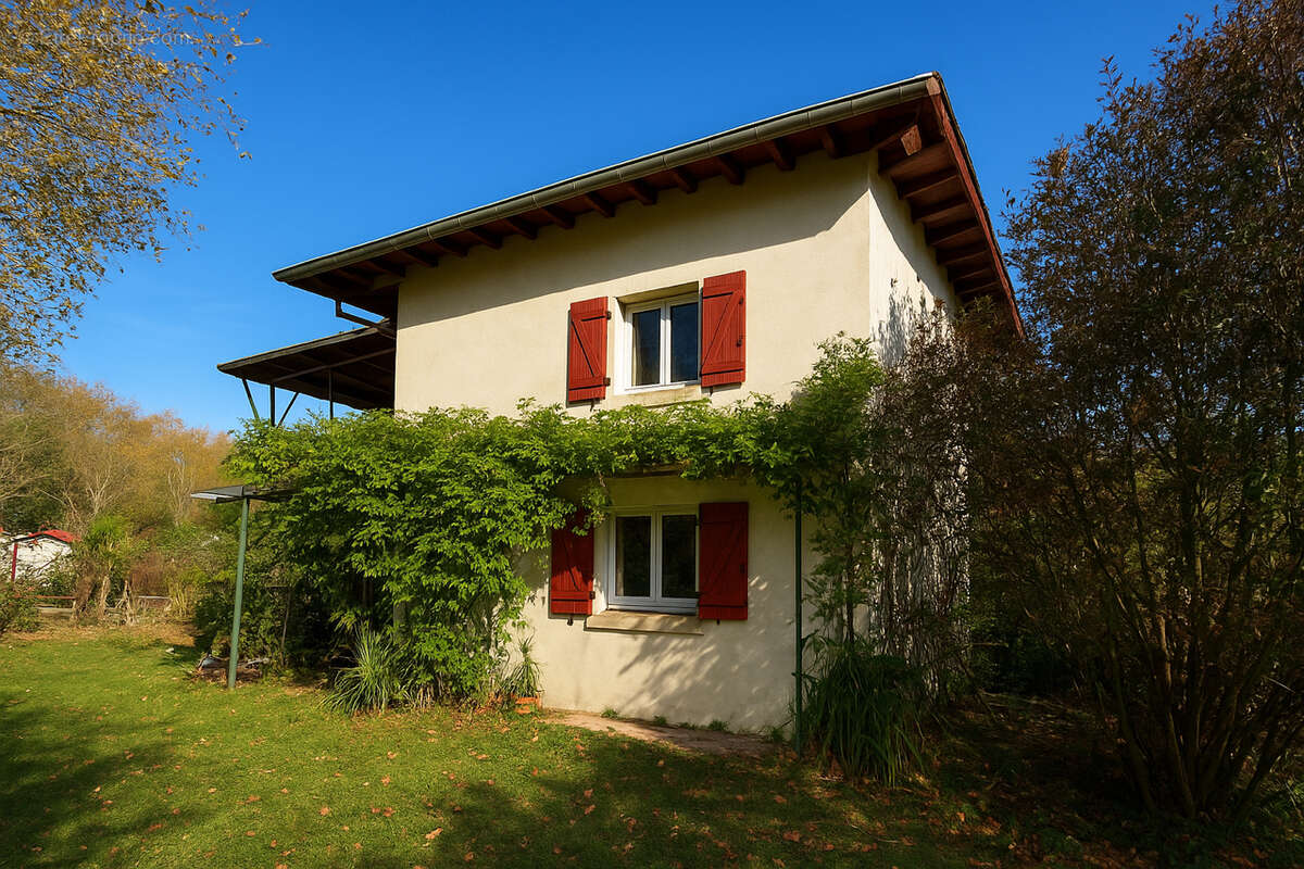 Maison à URRUGNE