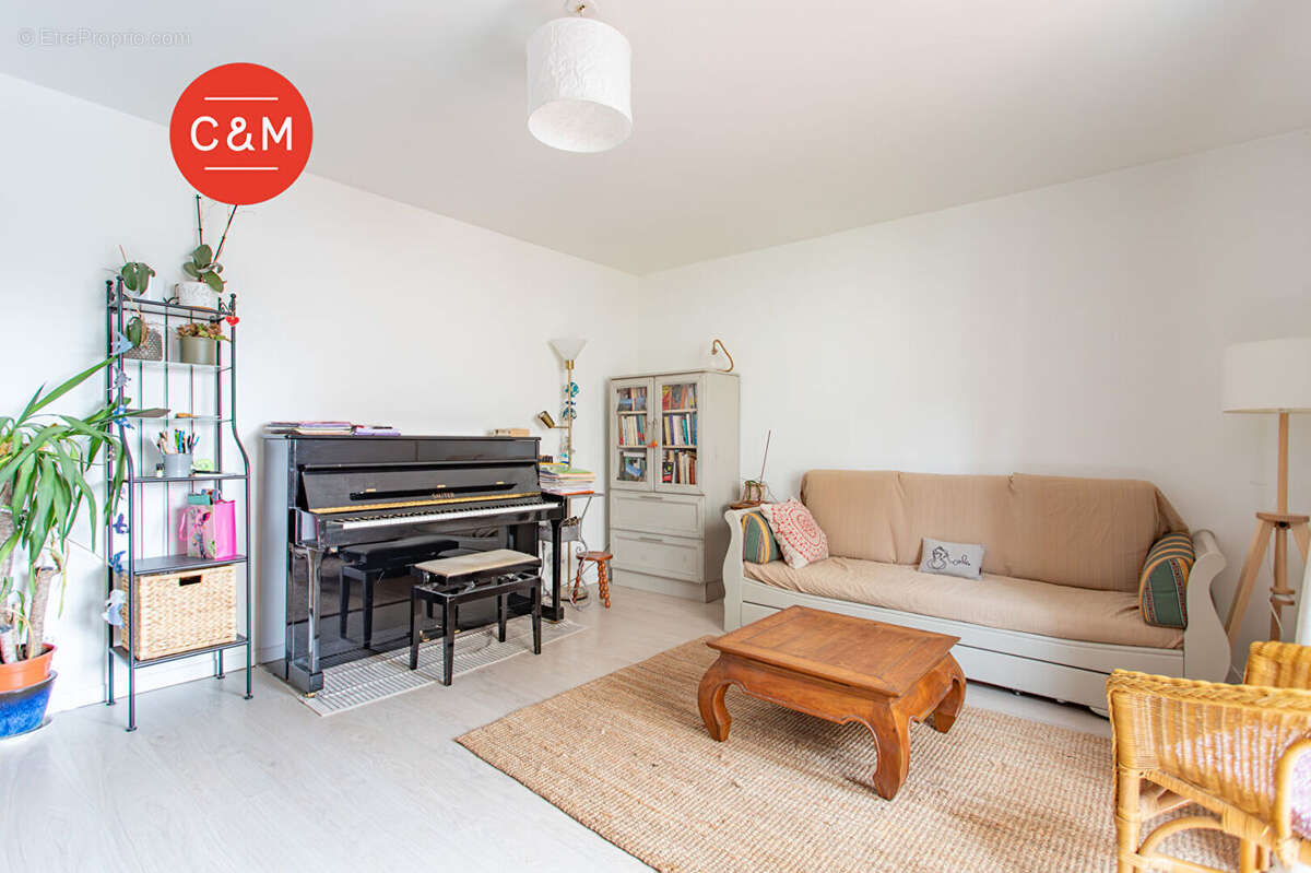 Appartement à REZE
