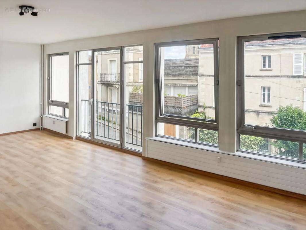 Appartement à POITIERS