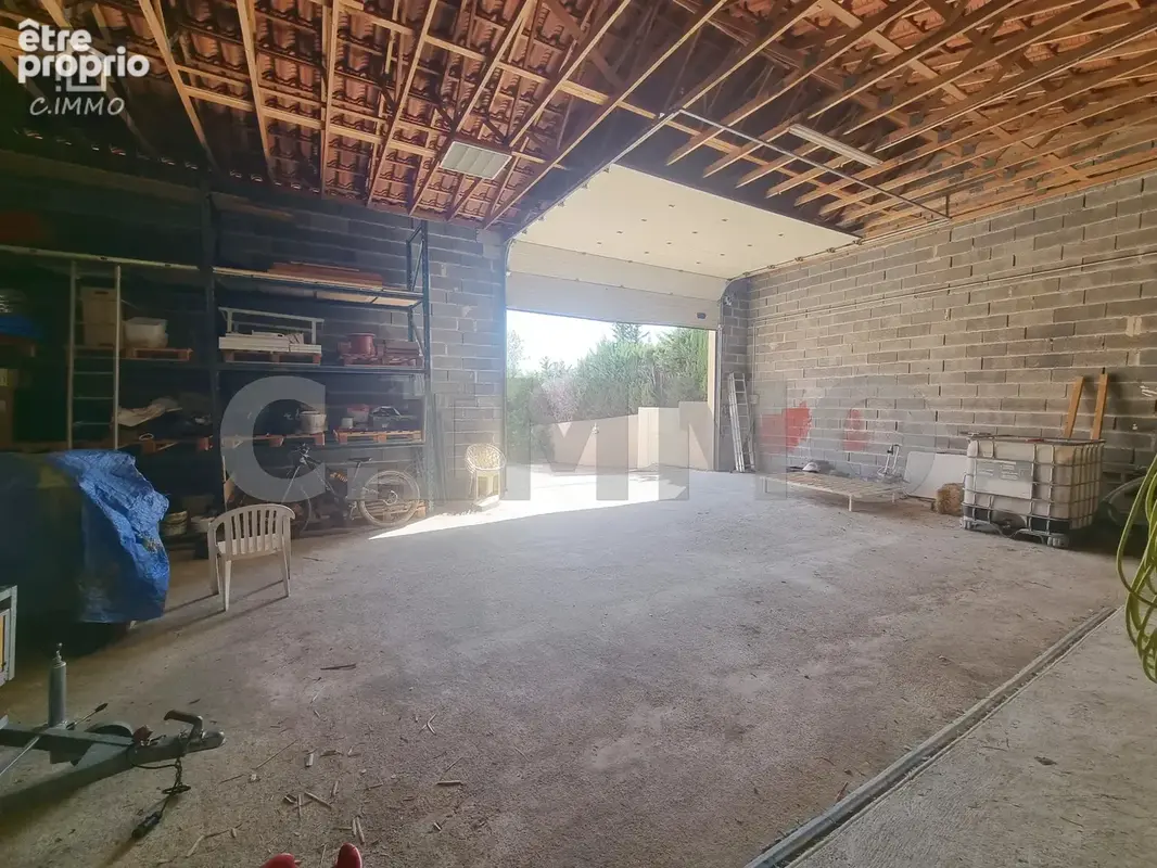 Grande villa de type 5 de PP de 139 m2 avec garage et piscine + hangar de 160 m2 - photo 14