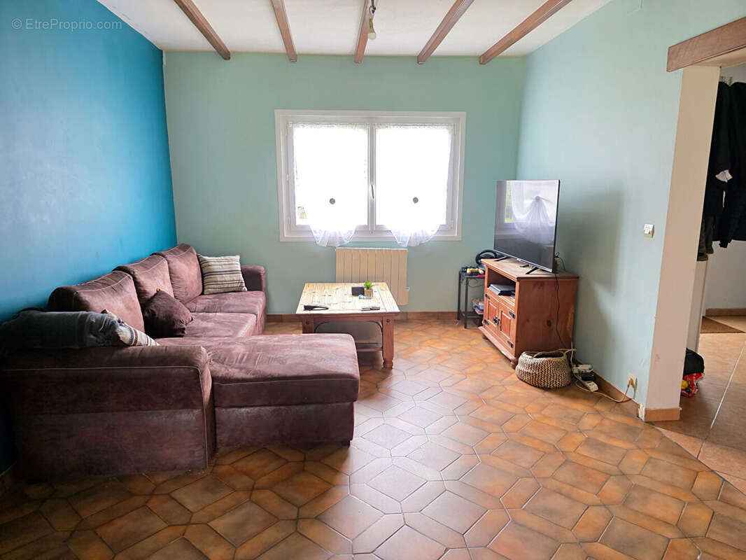 Maison à GRANDVILLIERS