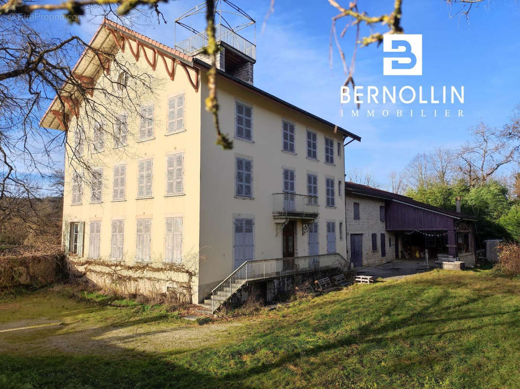 Maison à SIMANDRE-SUR-SURAN