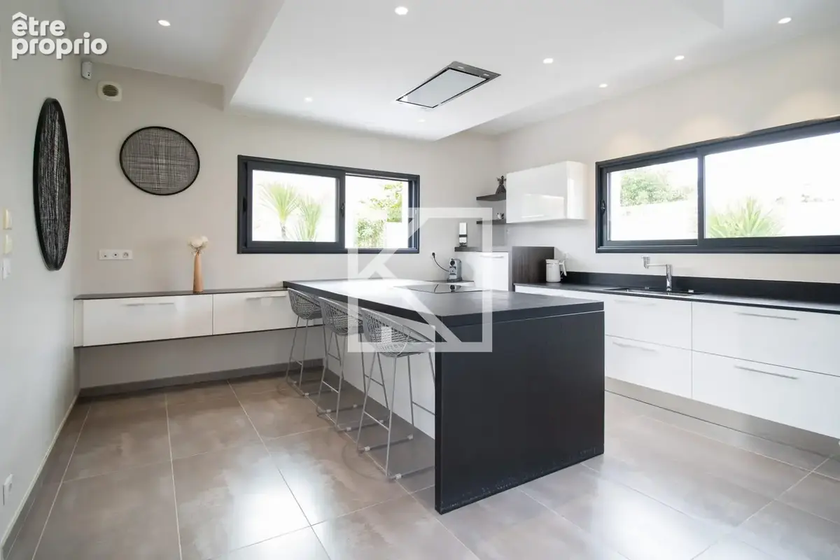 Maison 7 pièces 280 m² à vendre à Cholet (49300) - photo 8