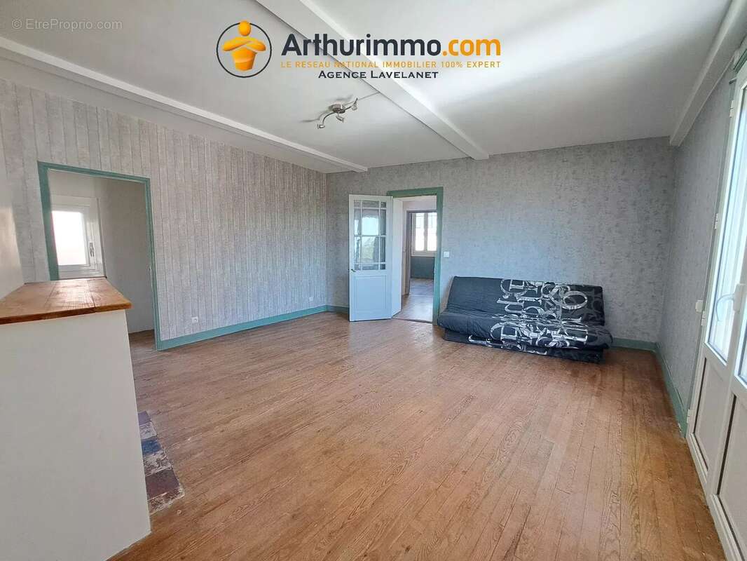 Maison de caractère rénovée, 4 chambres, vue montagnes. - photo 9