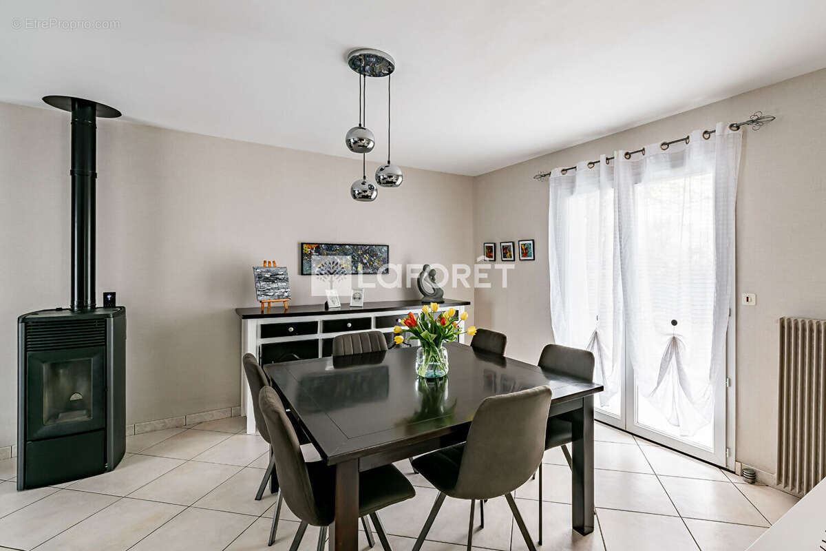 Maison à LUGON-ET-L'ILE-DU-CARNAY