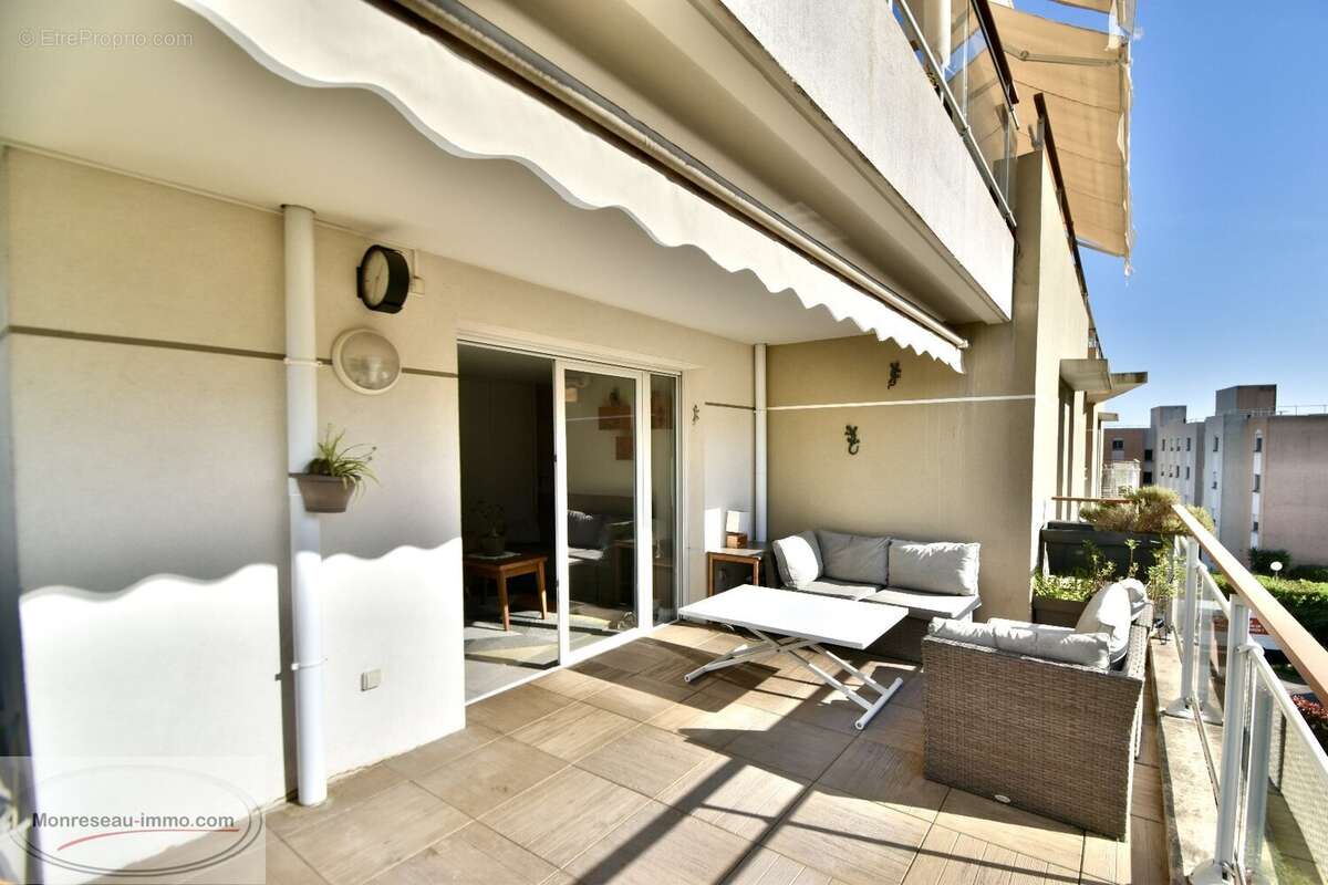 Appartement à LE CANNET